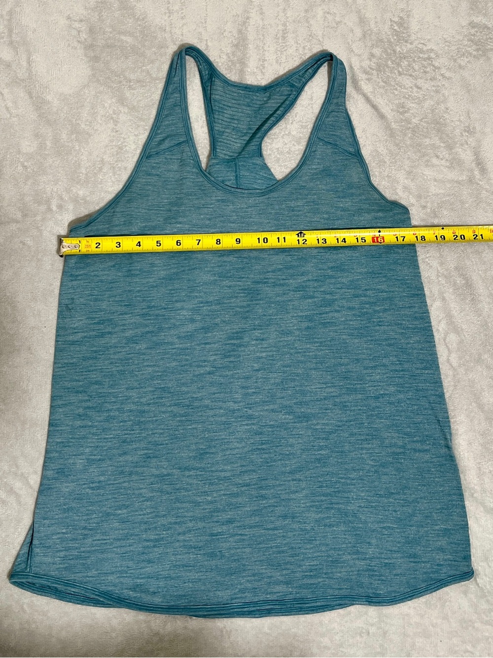 EUC Lululemon Essential Tank Size 10-12 - Picture 12 of 12